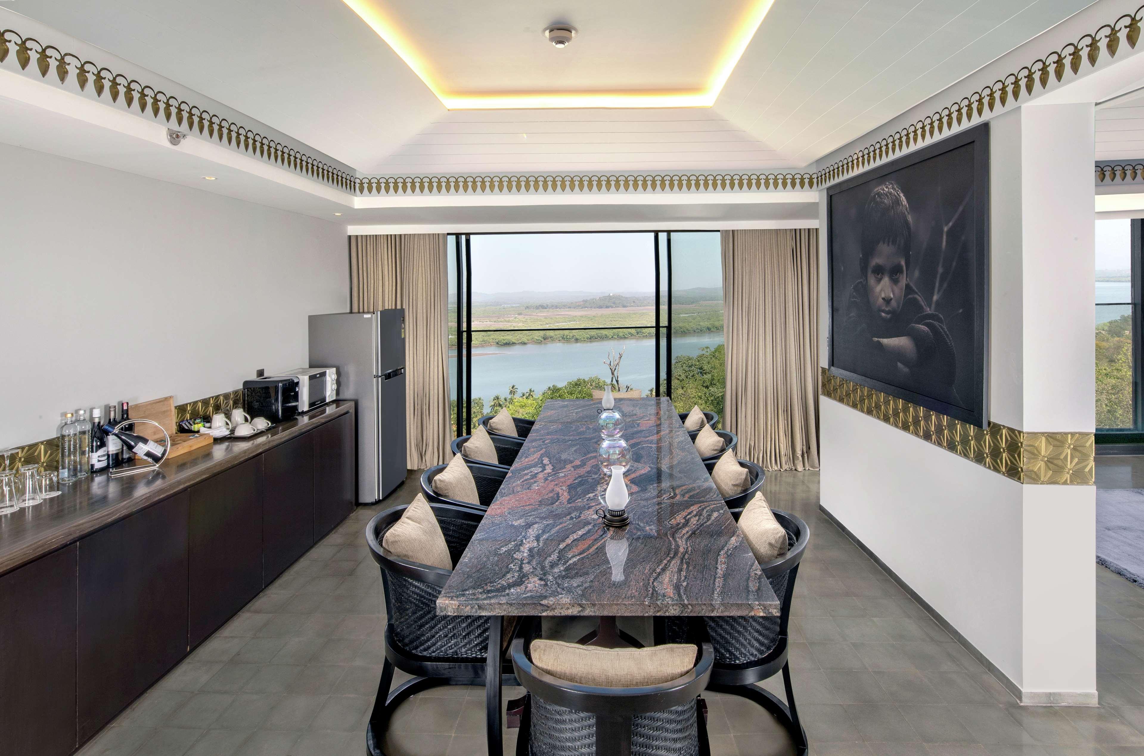 Doubletree By Hilton Goa - Panaji Hotel Ngoại thất bức ảnh