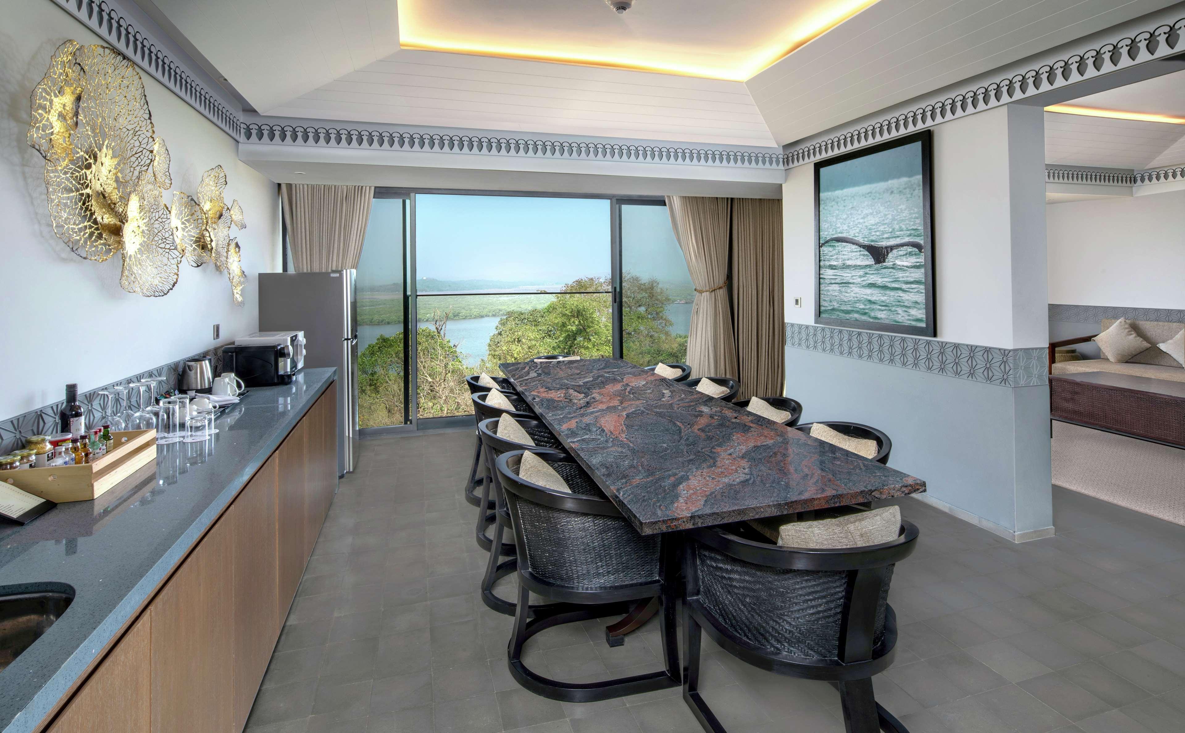 Doubletree By Hilton Goa - Panaji Hotel Ngoại thất bức ảnh