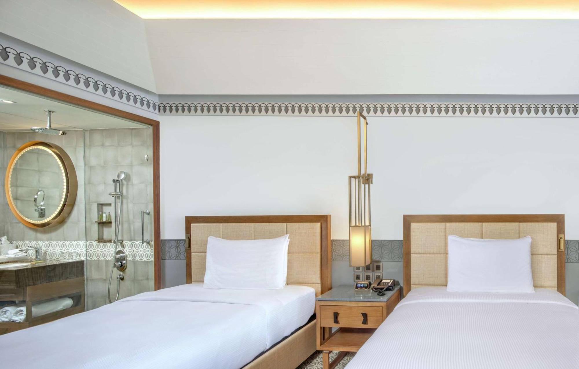 Doubletree By Hilton Goa - Panaji Hotel Ngoại thất bức ảnh