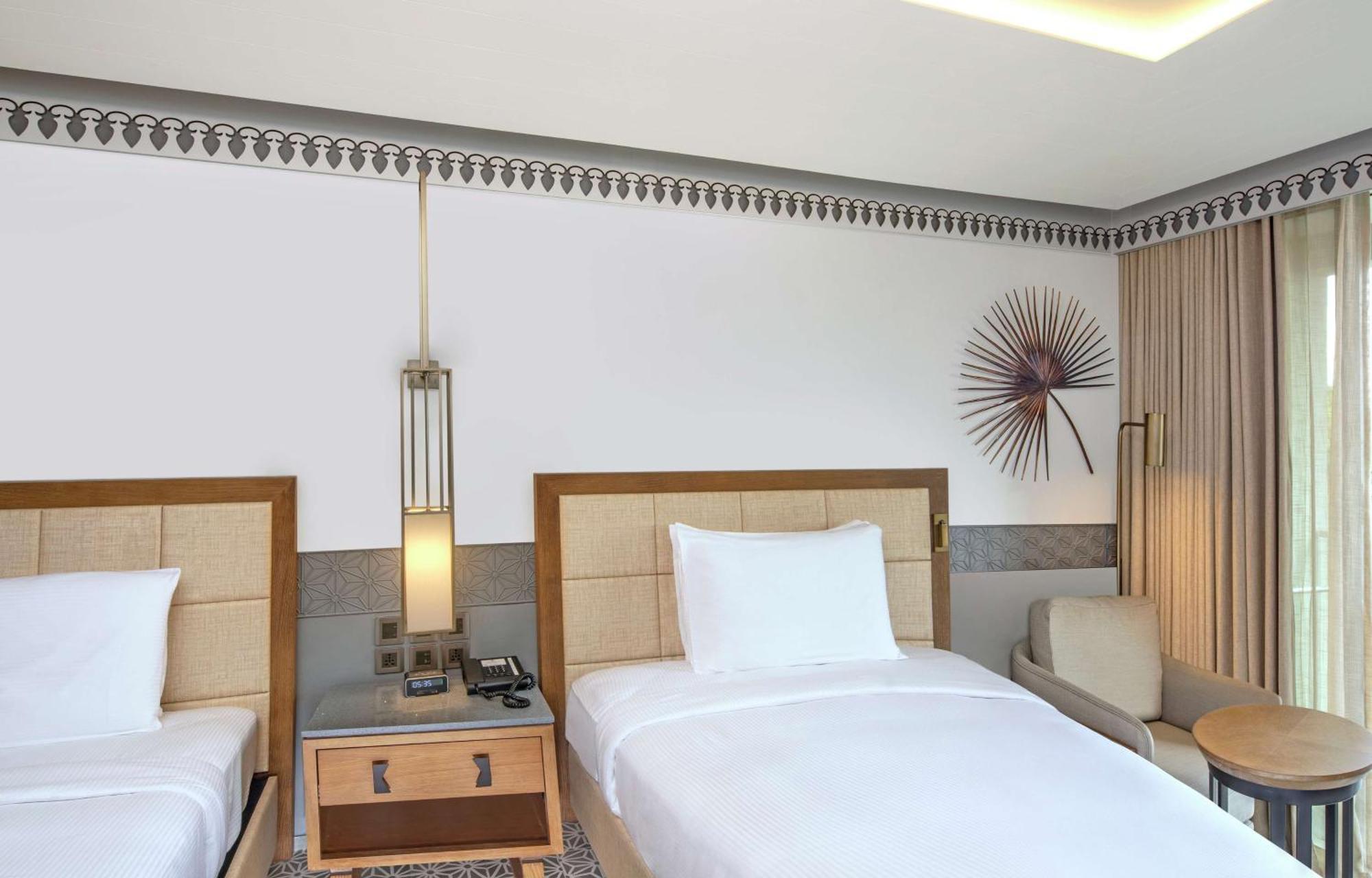Doubletree By Hilton Goa - Panaji Hotel Ngoại thất bức ảnh