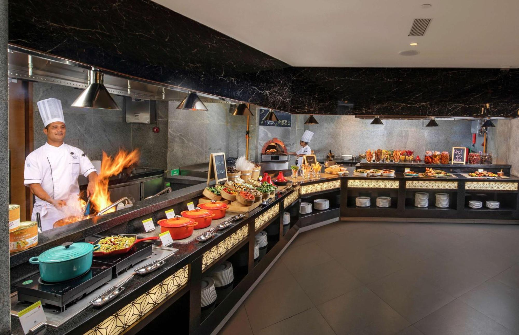 Doubletree By Hilton Goa - Panaji Hotel Ngoại thất bức ảnh