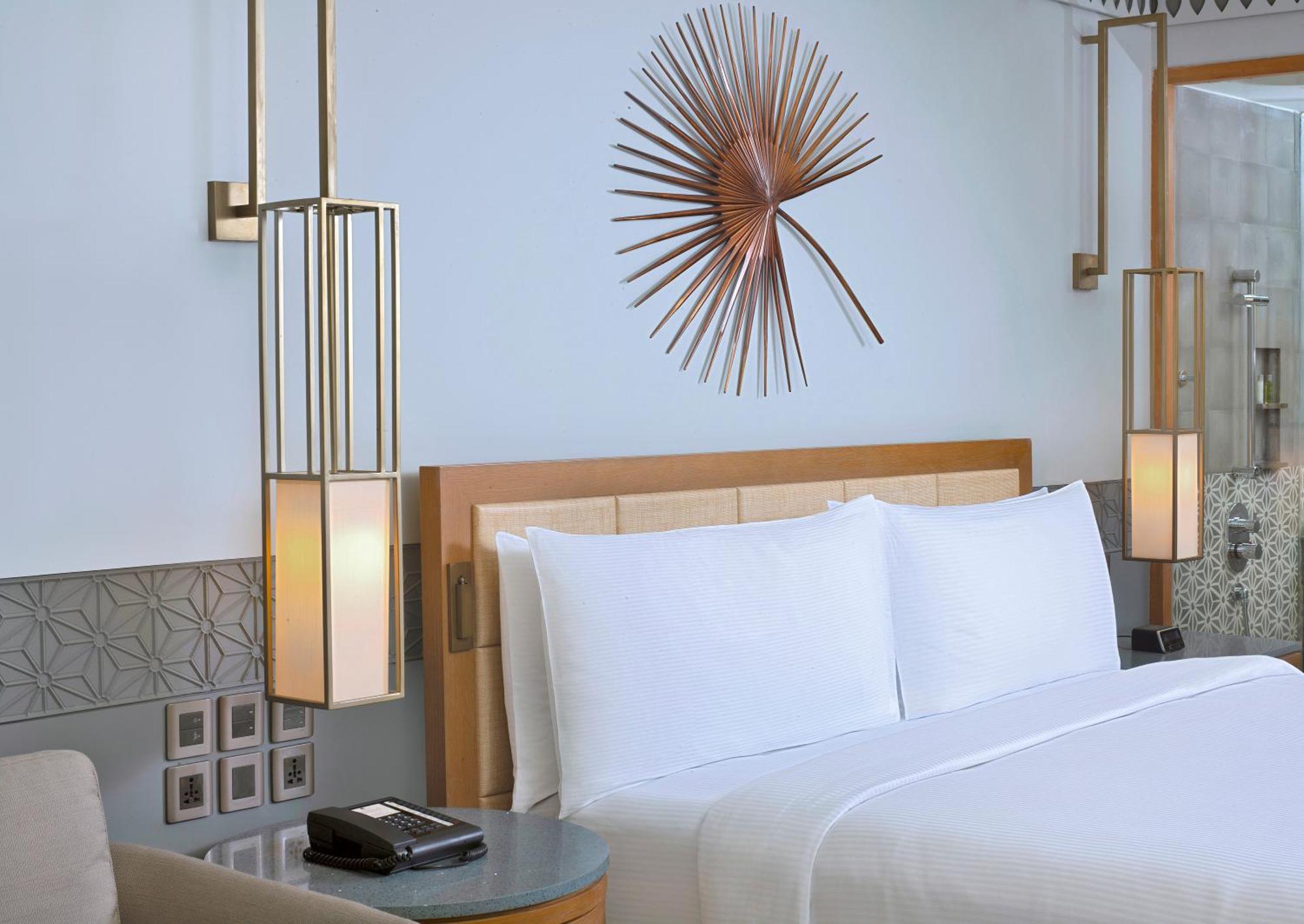 Doubletree By Hilton Goa - Panaji Hotel Ngoại thất bức ảnh
